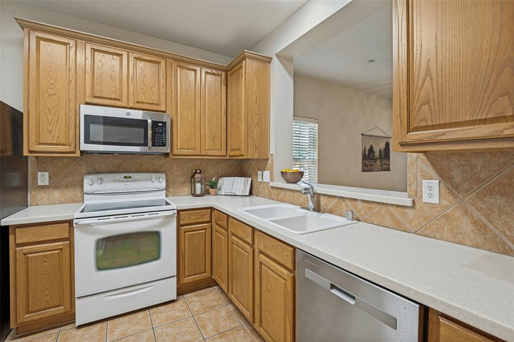 7225 Rembrandt Drive - Photo 9