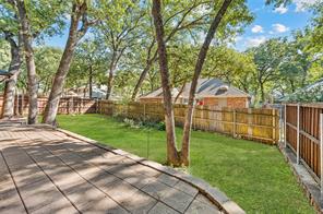 2137 Steeplewood Drive - Photo 27