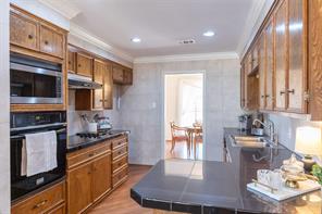 2625 Shoreline Drive - Photo 11