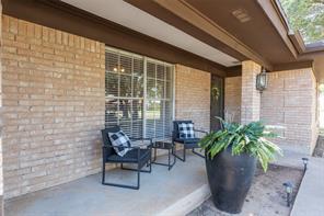 2625 Shoreline Drive - Photo 2