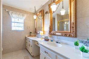 2625 Shoreline Drive - Photo 8