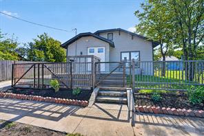 3019 Bourland Street - Photo 2