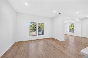 3019 Bourland Street - Photo 8