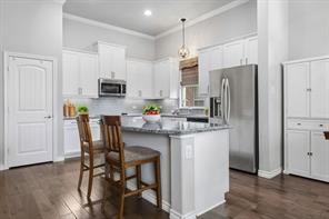 724 Louisville Road - Photo 10