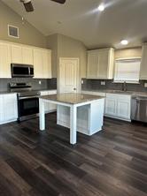 207 E Mccoulskey Street - Photo 10
