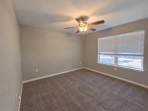 207 E Mccoulskey Street - Photo 4