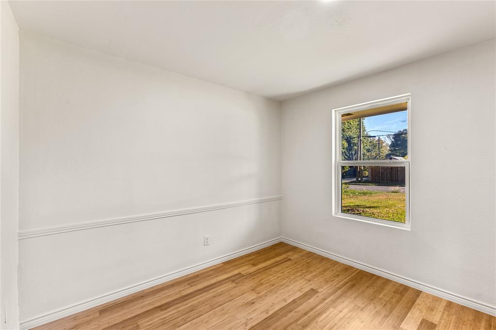 4012 Shady Hollow Lane - Photo 10