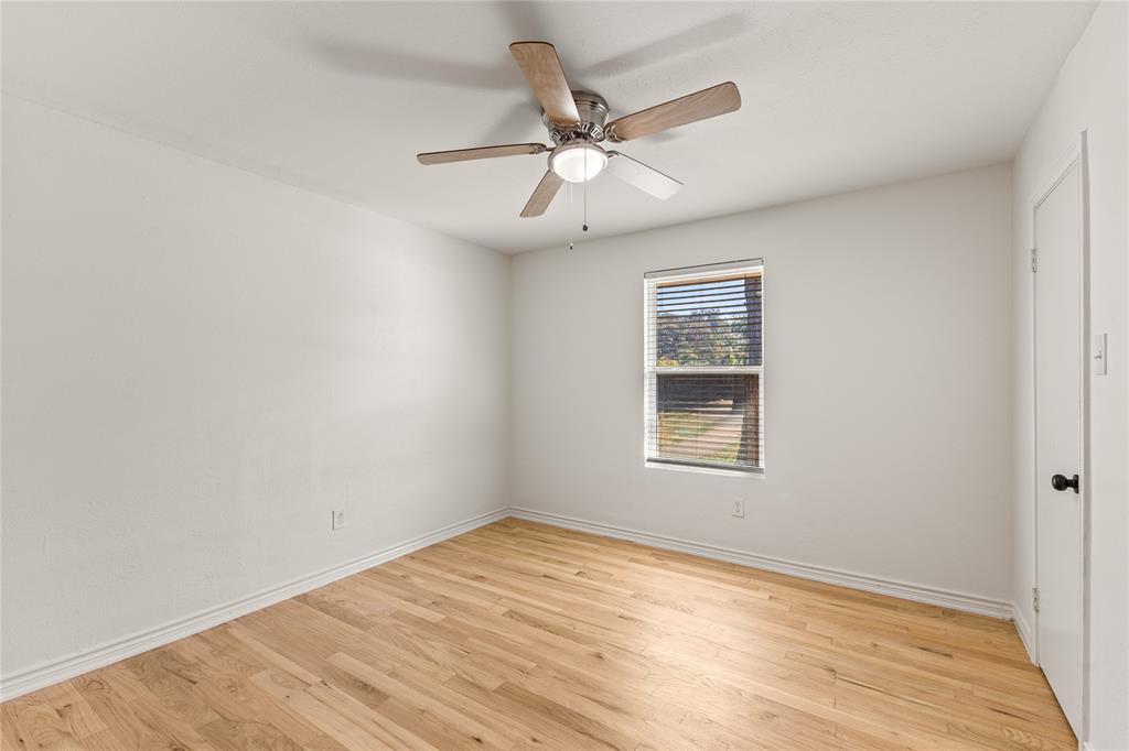 4012 Shady Hollow Lane - Photo 12