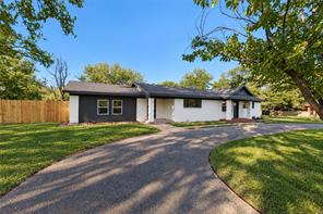 3209 Lakeshore Drive - Photo 2