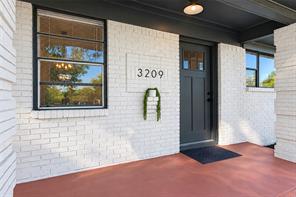 3209 Lakeshore Drive - Photo 8