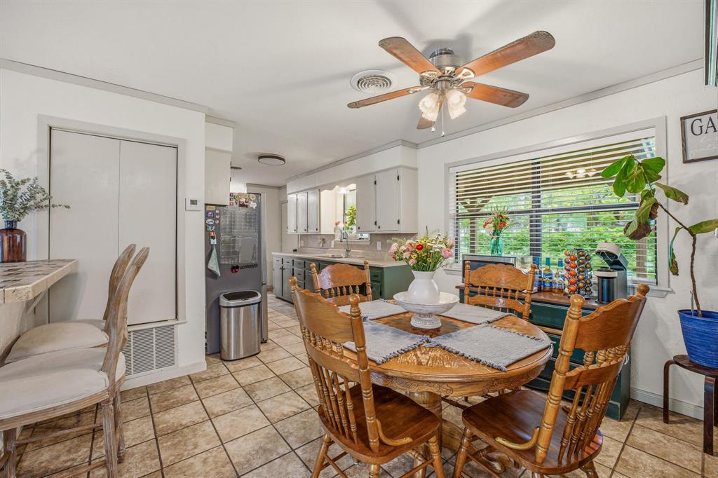 200 E Plum Avenue - Photo 7