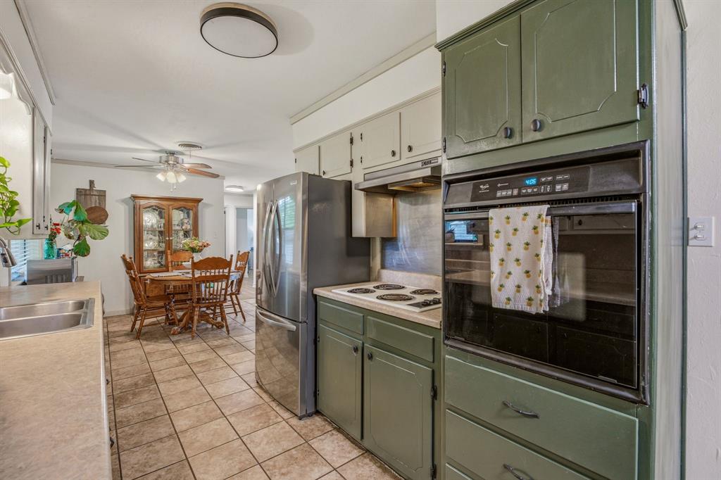 200 E Plum Avenue - Photo 8