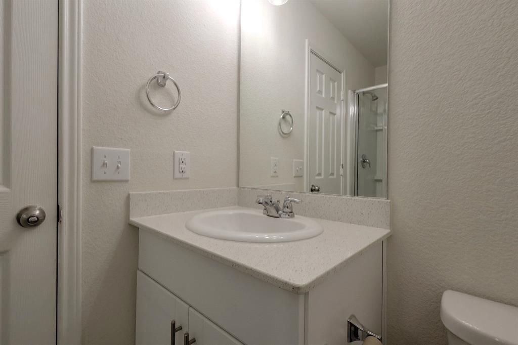 949 Shire Avenue - Photo 19