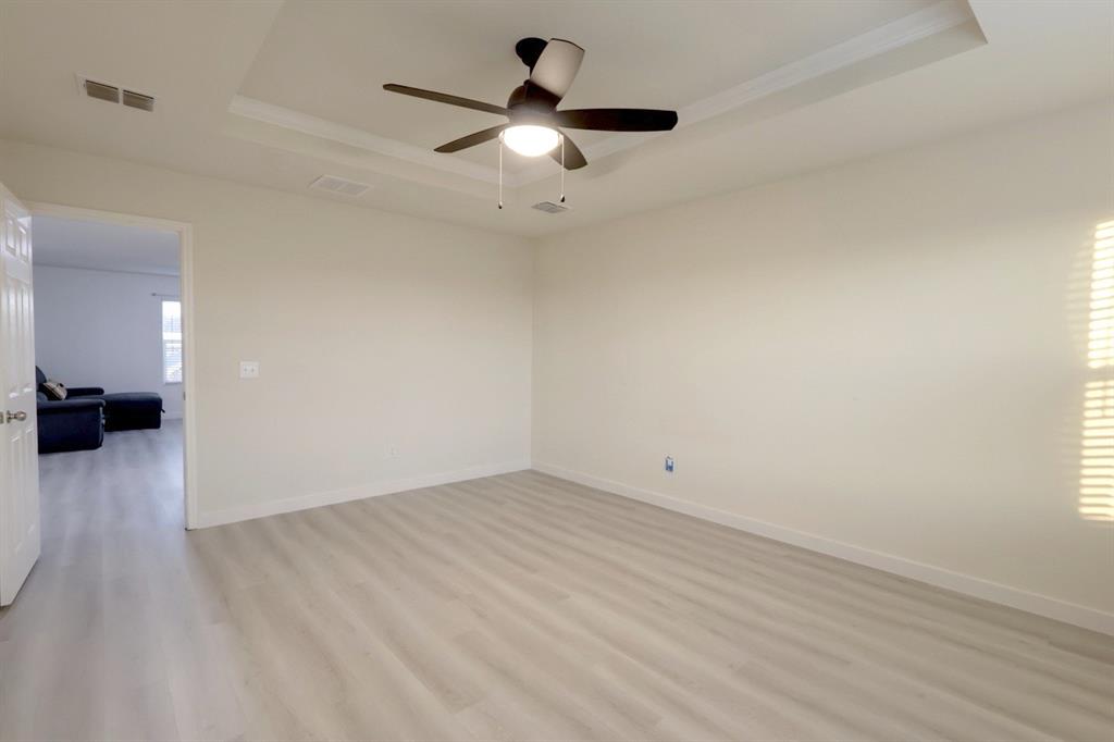 949 Shire Avenue - Photo 24