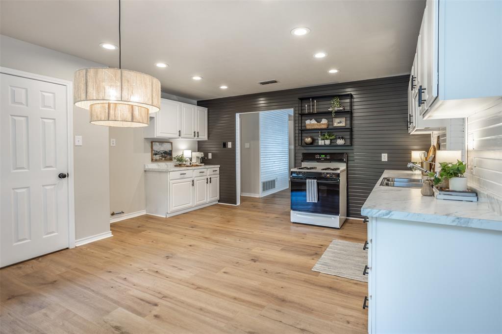 864 County Road 2114 - Photo 15