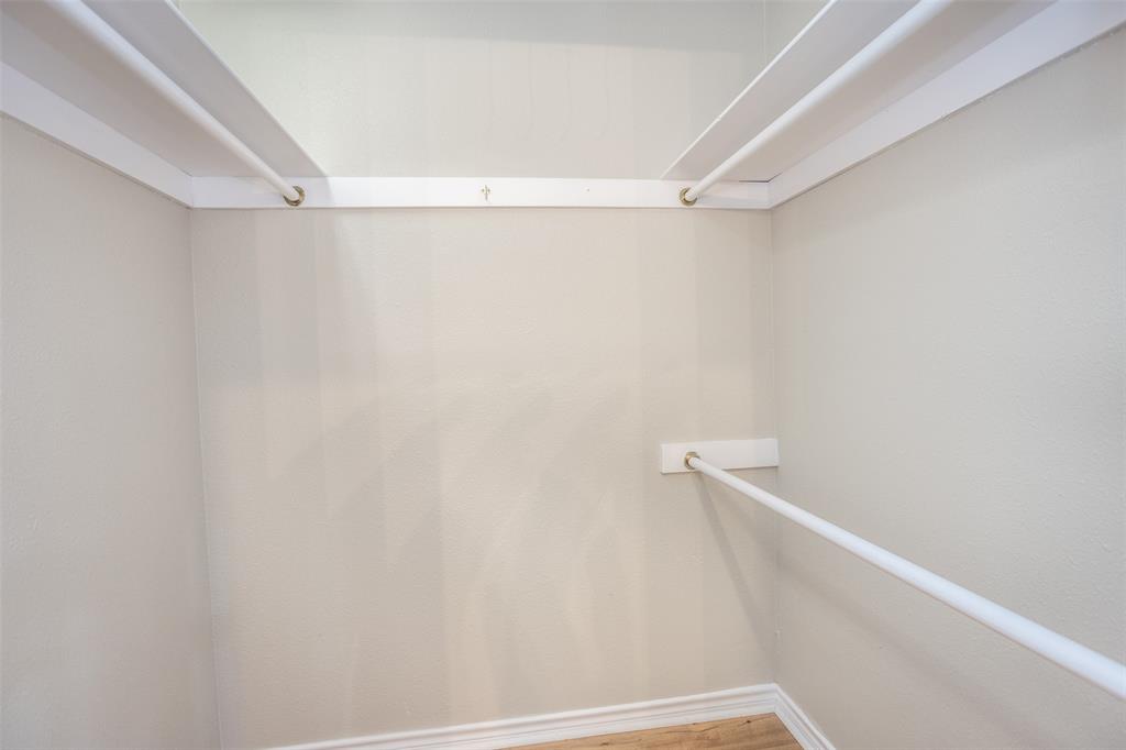864 County Road 2114 - Photo 27