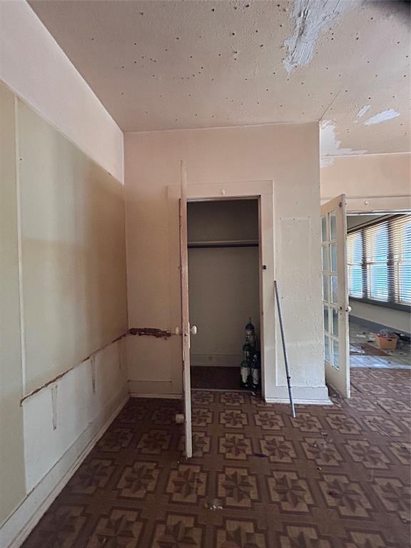 309 W Page Avenue - Photo 27