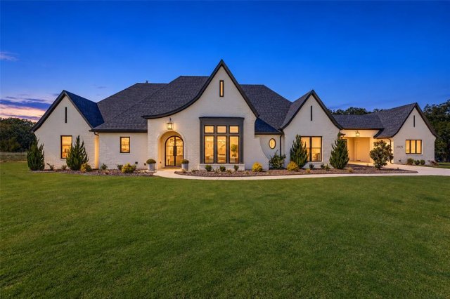 2005 Meadow Bend Court