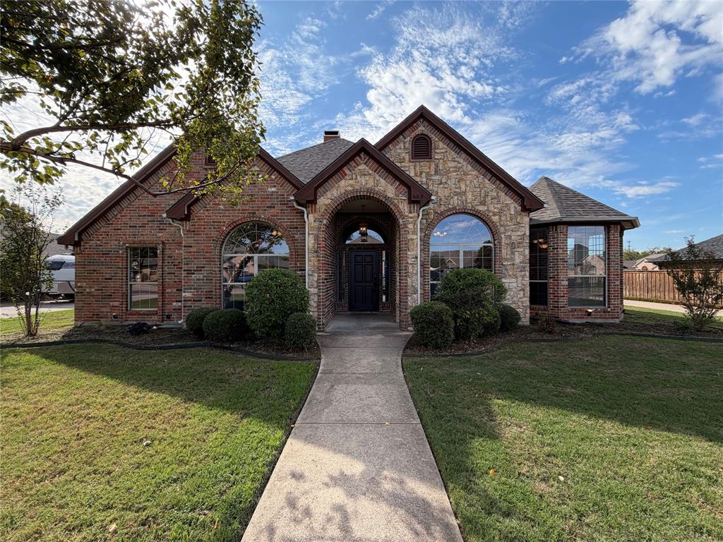 603 Ash Street - Photo 1