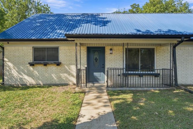 3301 Southerland Drive