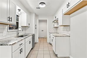 3301 Southerland Drive - Photo 7