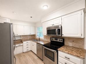 3210 Cortez Court W - Photo 18