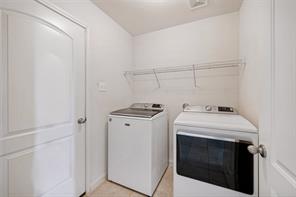 13121 Tower Lane - Photo 25