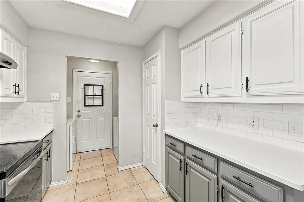 2315 Highridge Drive - Photo 11