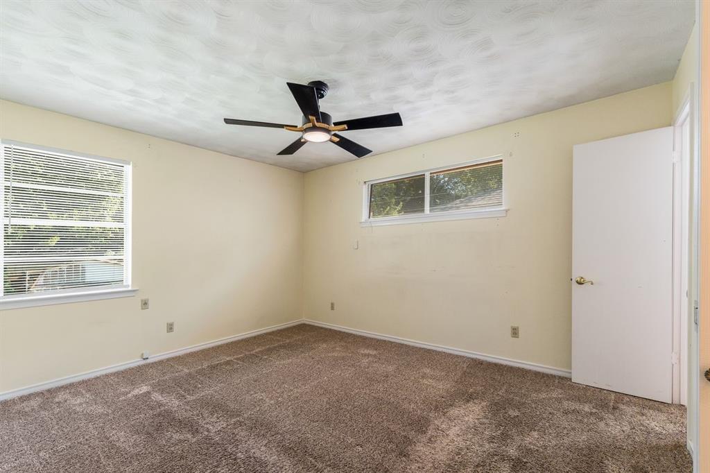 2334 Rockyglen Drive - Photo 14