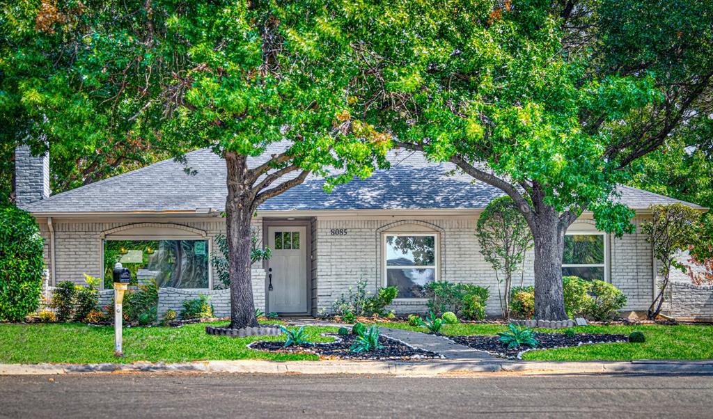 8085 Dove Cove - Photo 1