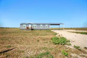 4237 Private Road 4284 - Photo 2