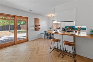 907 Crest Park Drive - Photo 9