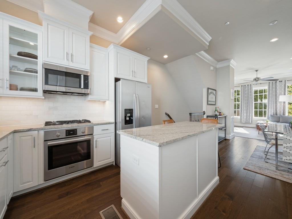 7333 Valley View Lane - Photo 11
