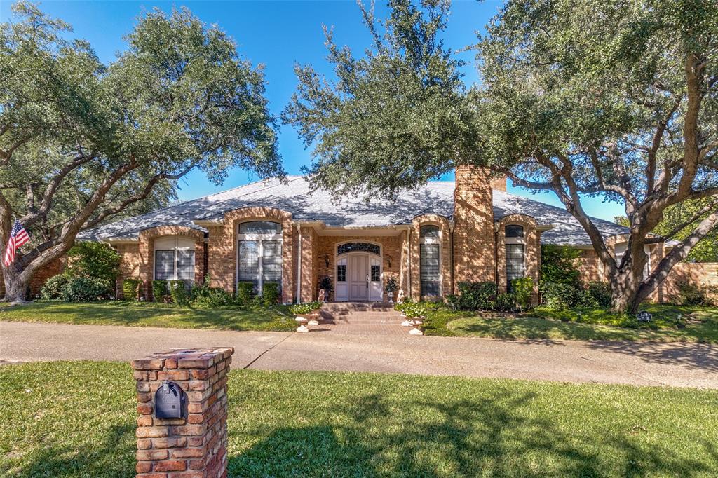 6215 Raintree Court - Photo 1