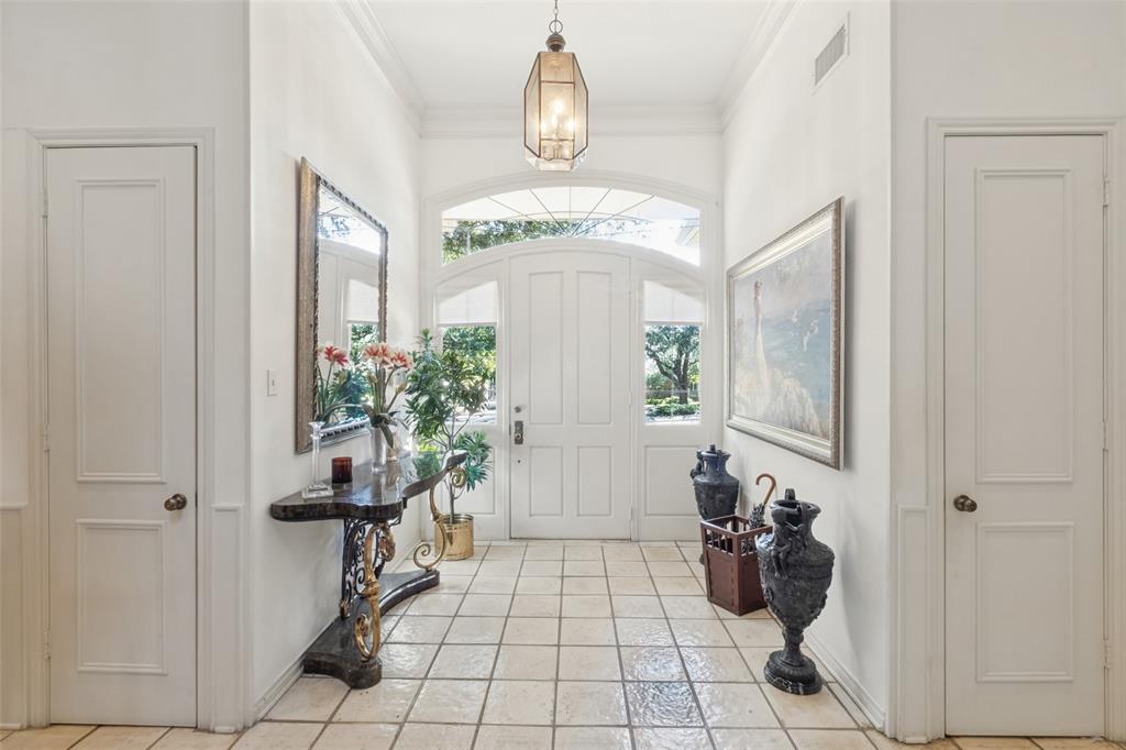 6215 Raintree Court - Photo 4