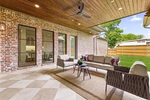 7153 Cornelia Lane - Photo 32