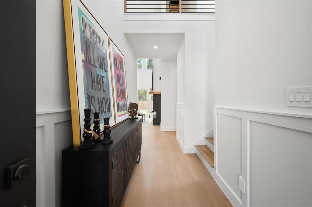 1506 Doyle - Photo 2