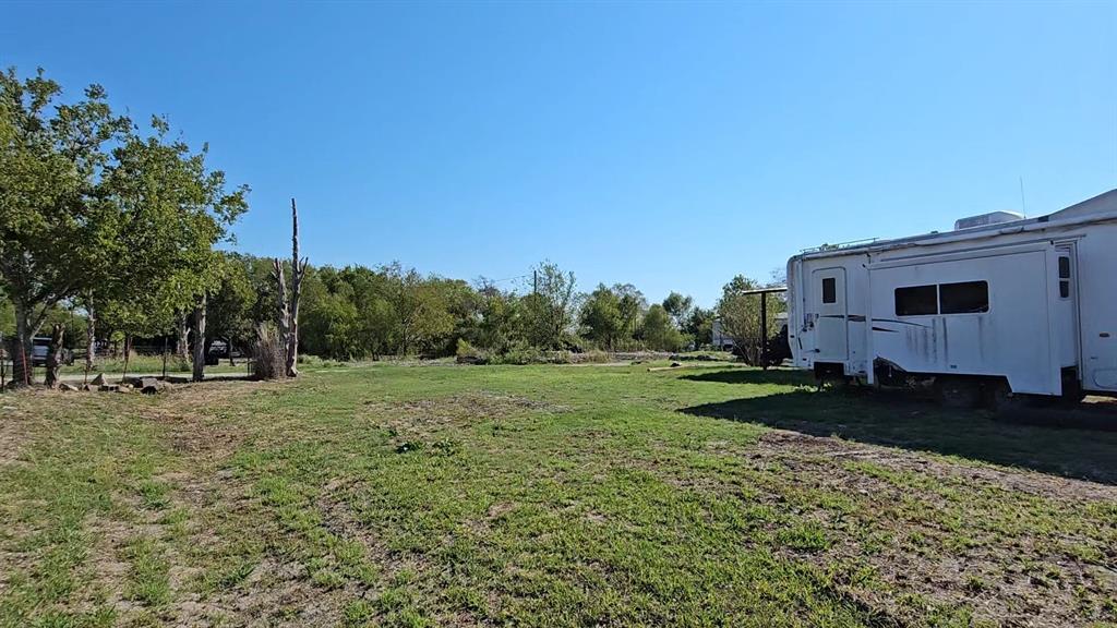 1480 Travis Lane - Photo 2