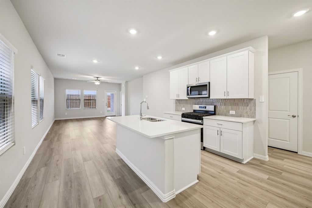 102 Decoursey Drive - Photo 2