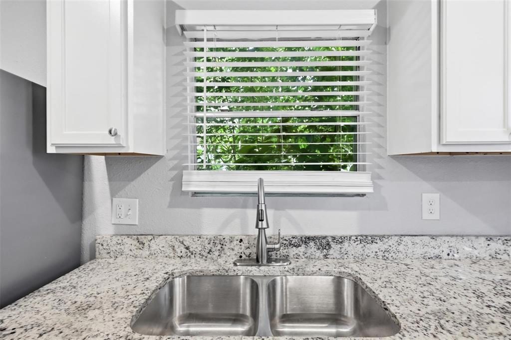 1227 Wilbur Street - Photo 10