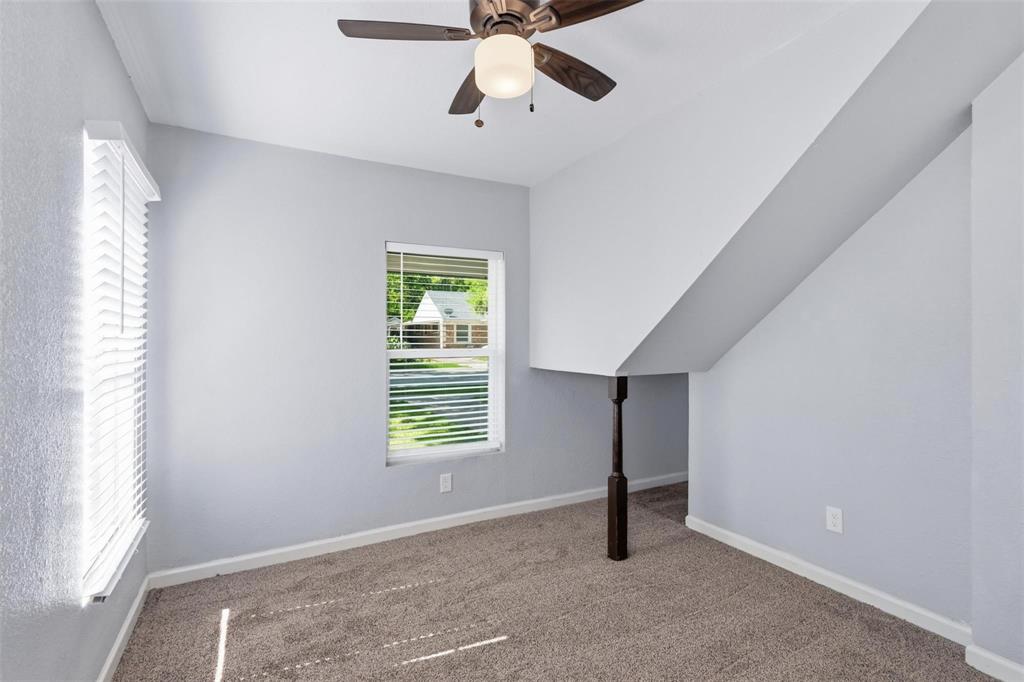 1227 Wilbur Street - Photo 16