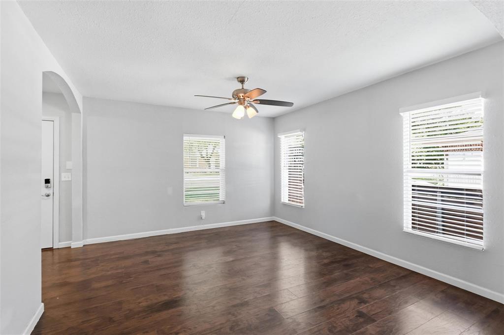 1227 Wilbur Street - Photo 6