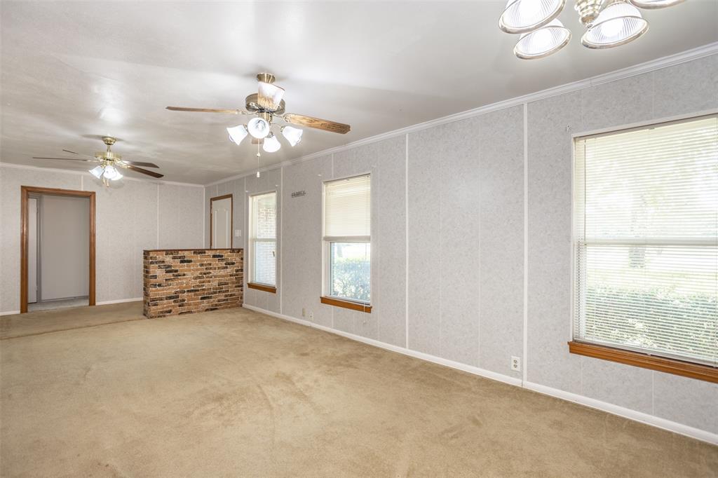 2218 FM 2071 - Photo 4