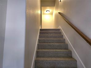 1504 Fox Run Drive - Photo 3