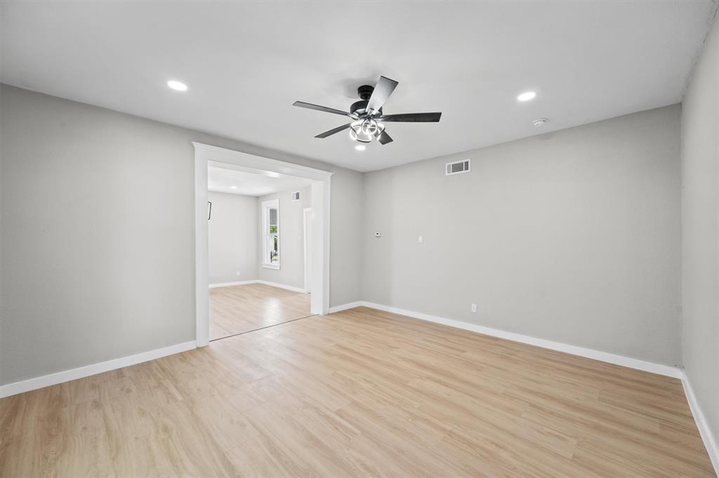 814 W Richmond Avenue - Photo 11