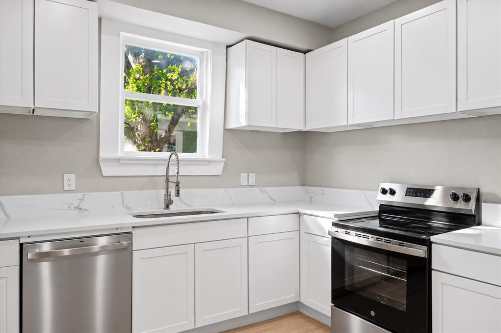 814 W Richmond Avenue - Photo 16
