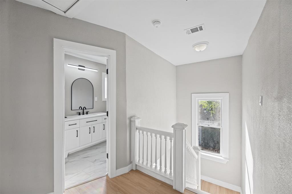 814 W Richmond Avenue - Photo 25