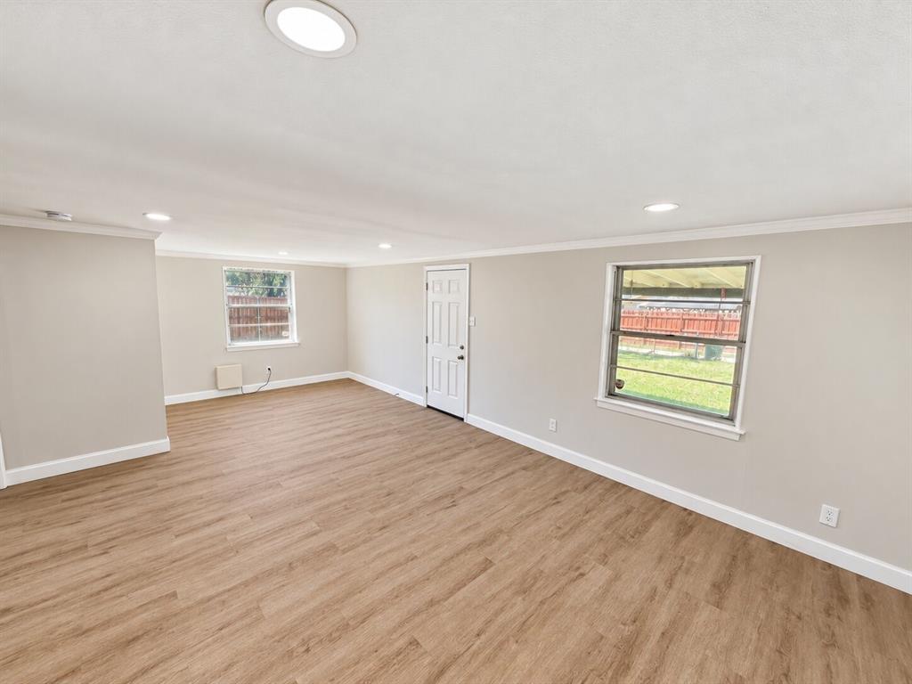 1307 Crestridge Drive - Photo 4