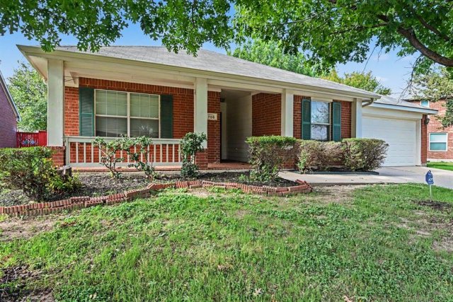 705 Fox Hunt Trail