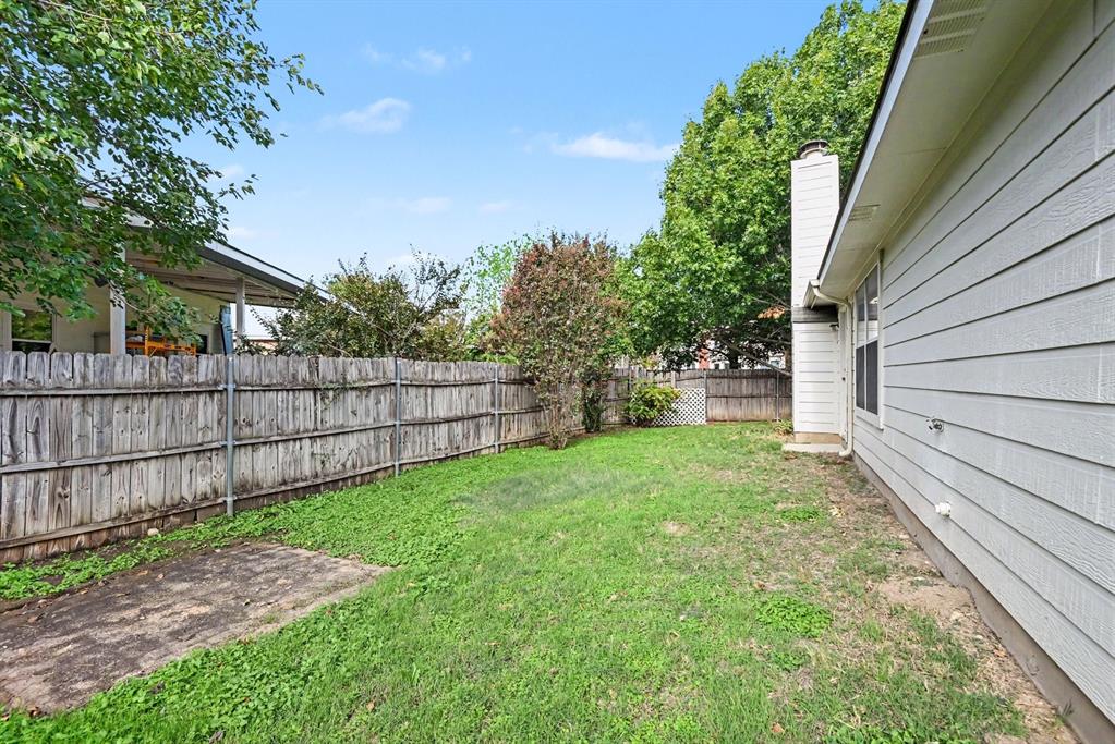 705 Fox Hunt Trail - Photo 31